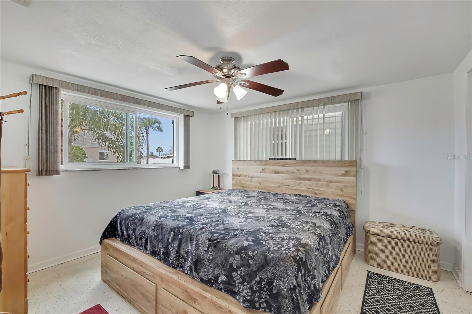 HUDSON BEACH ESTATES - Residential