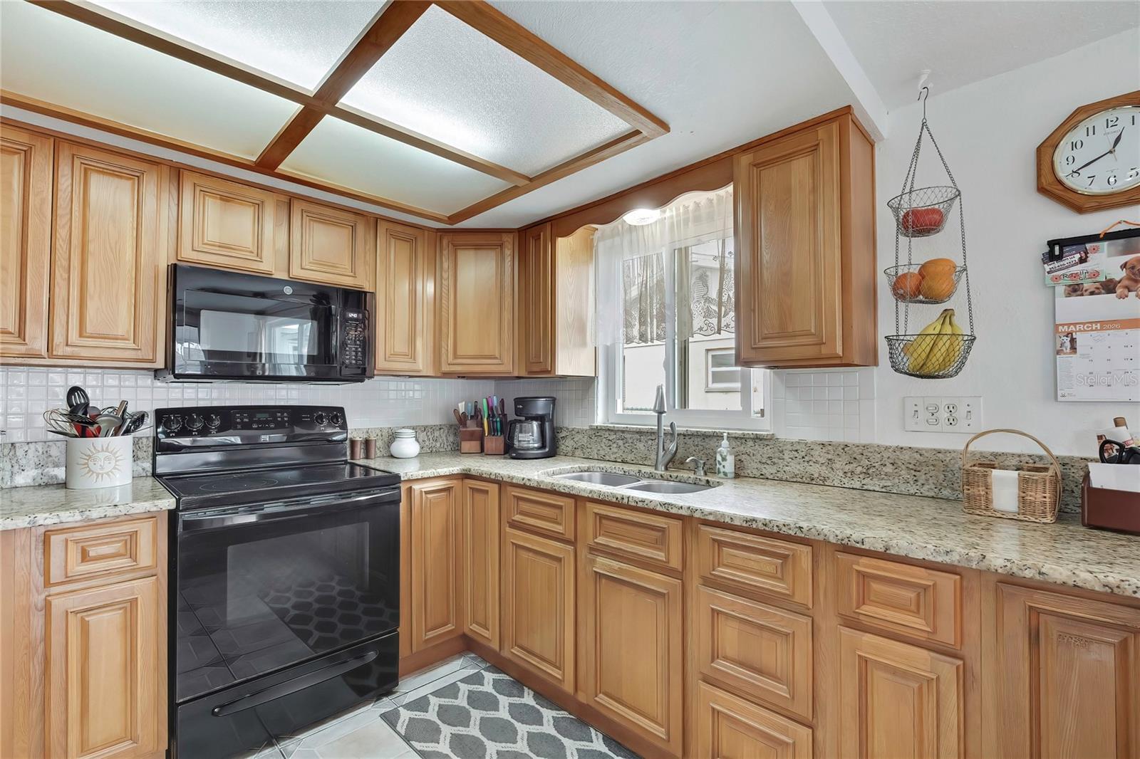 HUDSON BEACH ESTATES - Residential