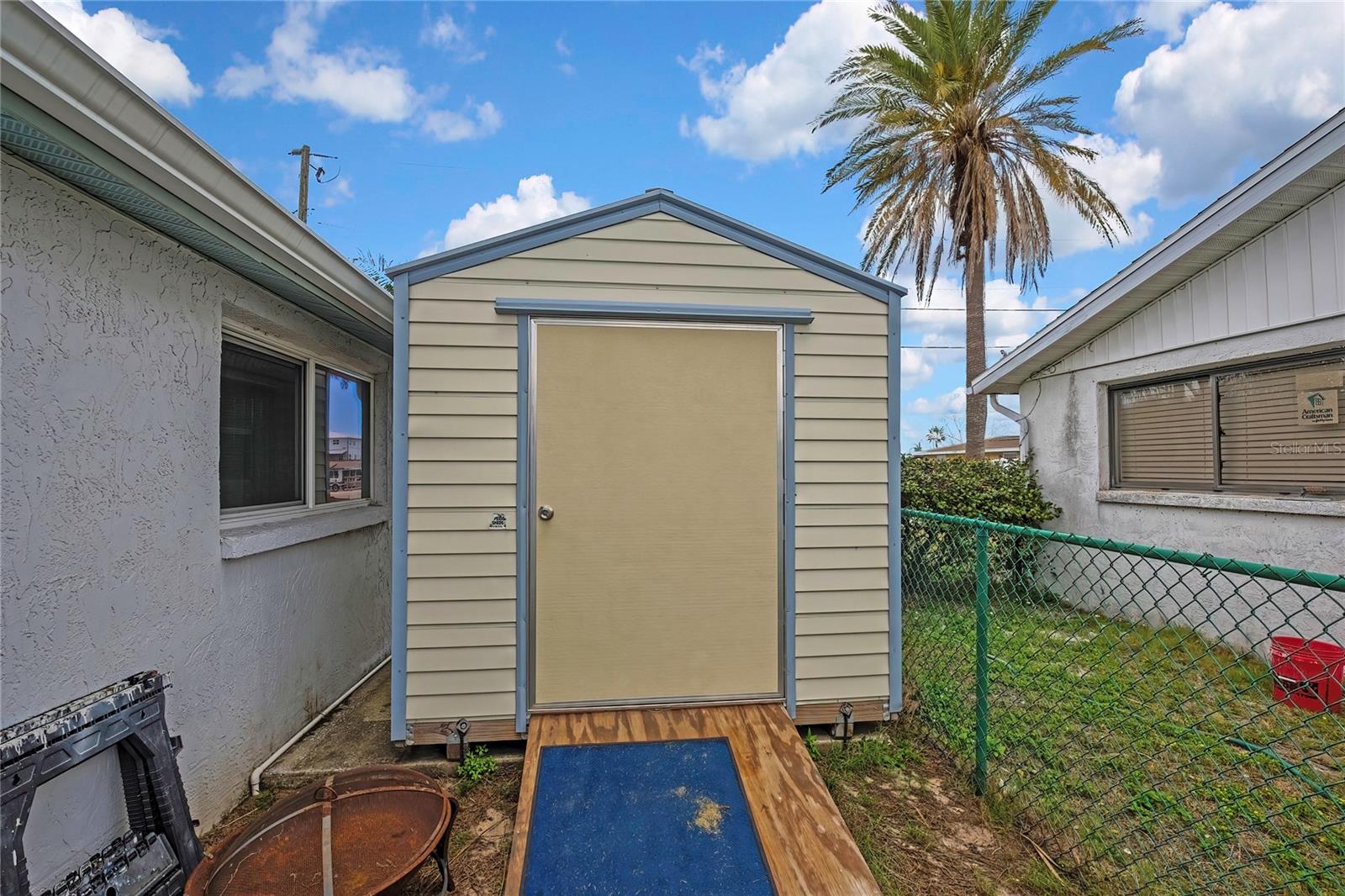 HUDSON BEACH ESTATES - Residential