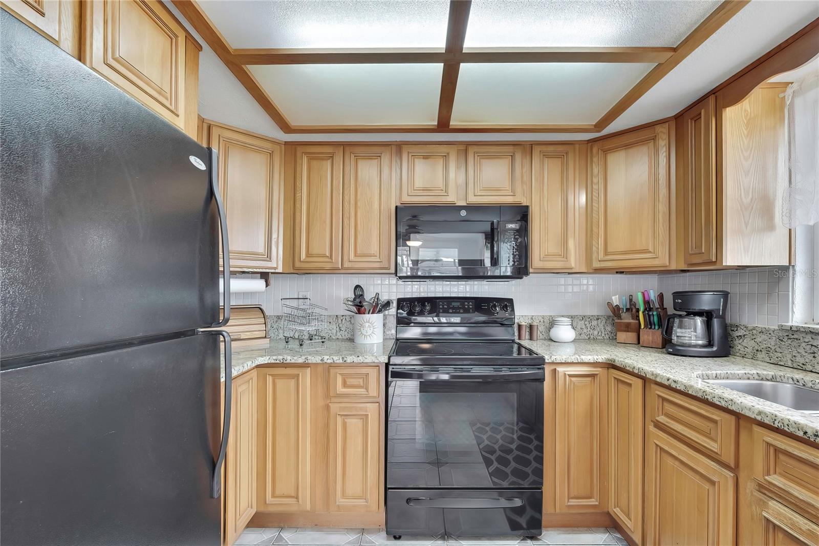 HUDSON BEACH ESTATES - Residential