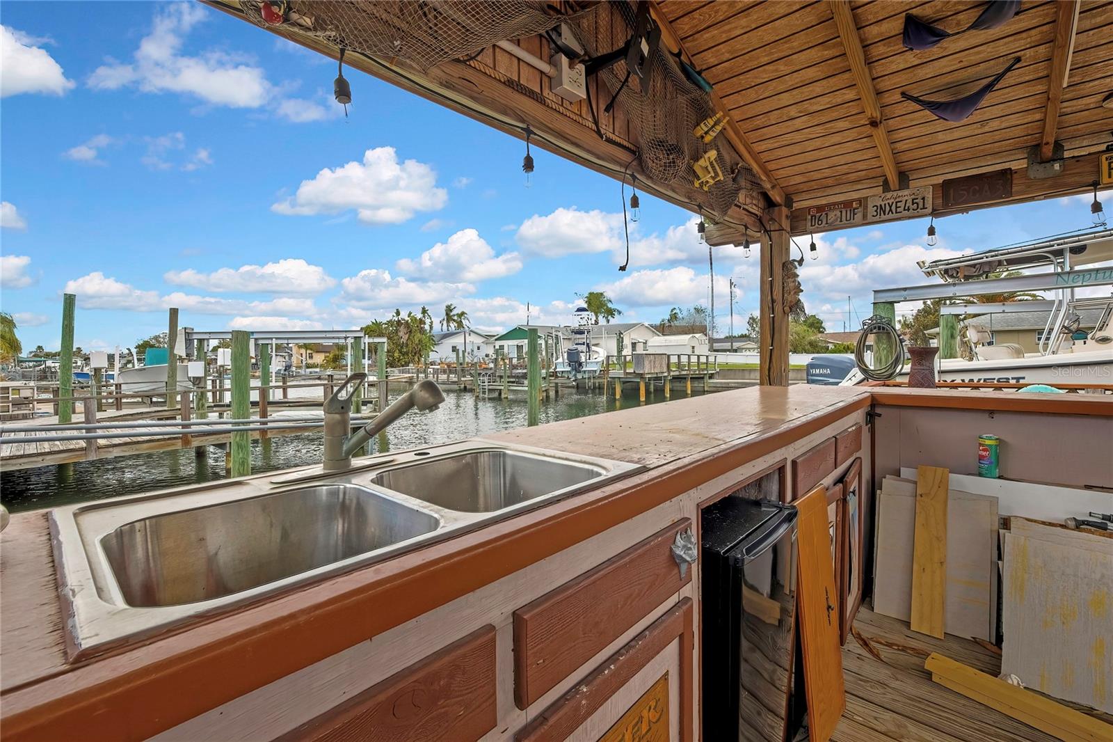 HUDSON BEACH ESTATES - Residential