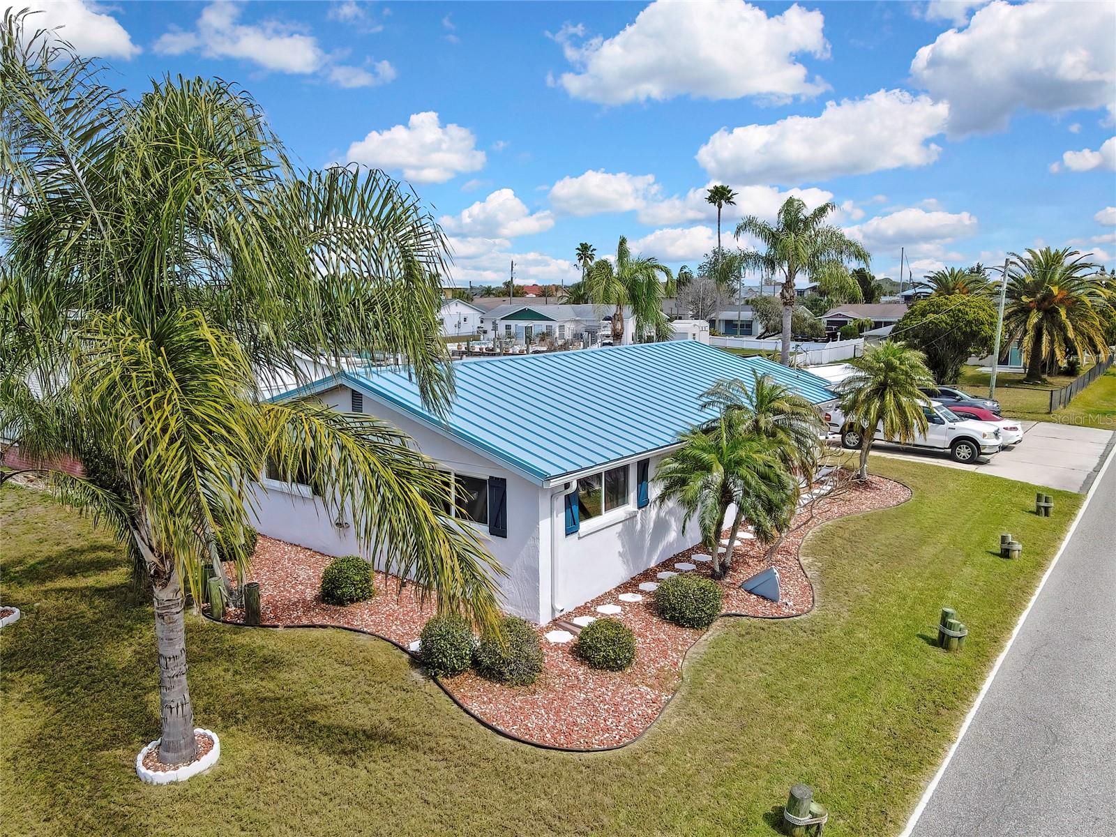 HUDSON BEACH ESTATES - Residential