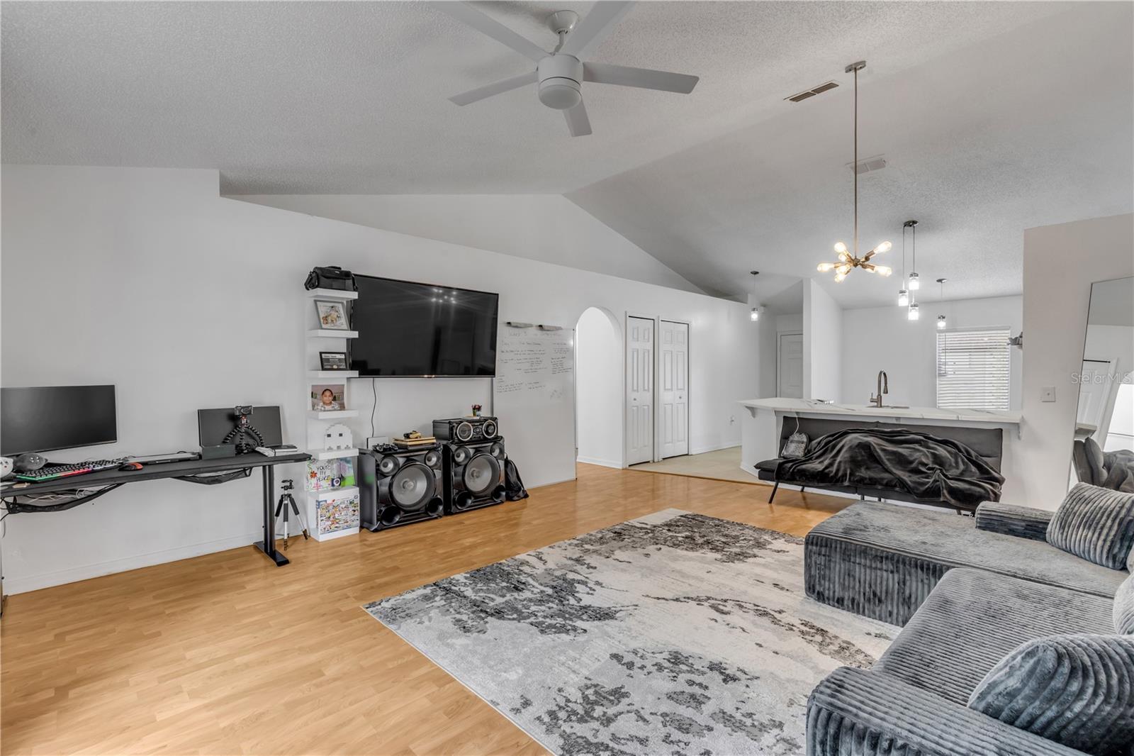 DELTONA LAKES UNIT 40 - Residential