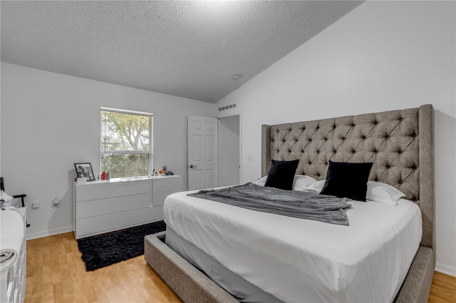 DELTONA LAKES UNIT 40 - Residential