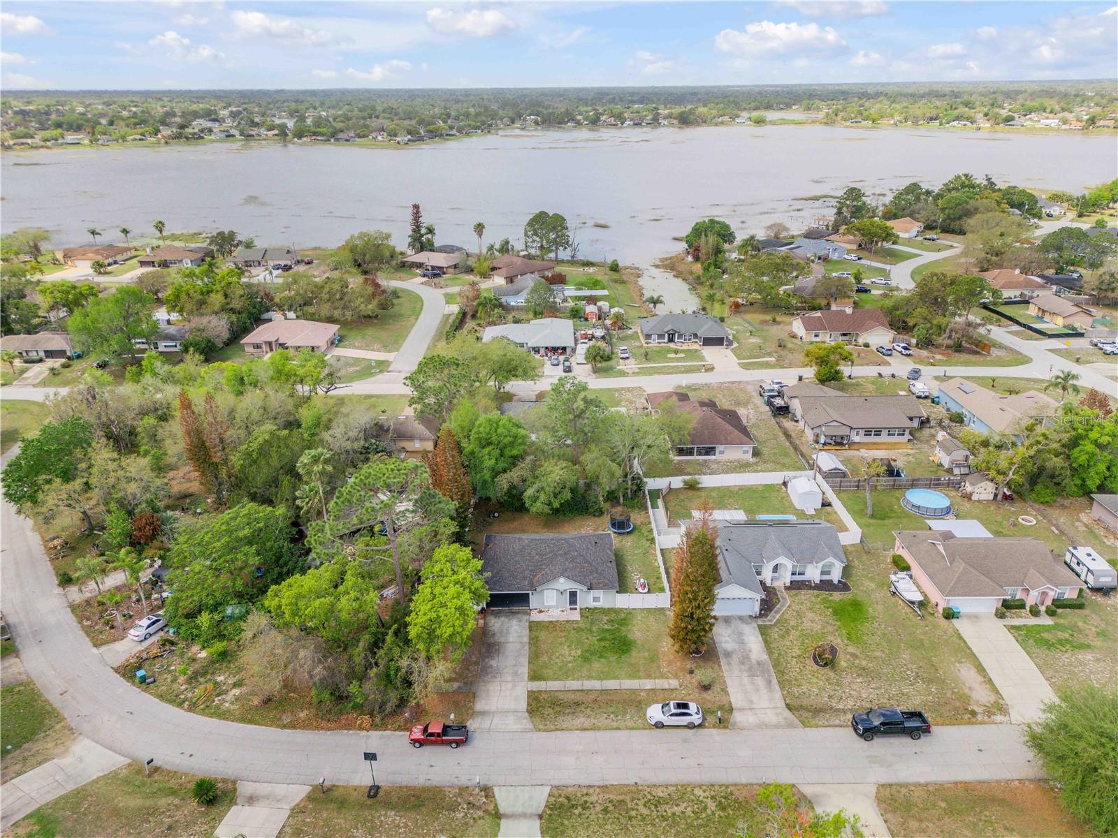 DELTONA LAKES UNIT 40 - Residential