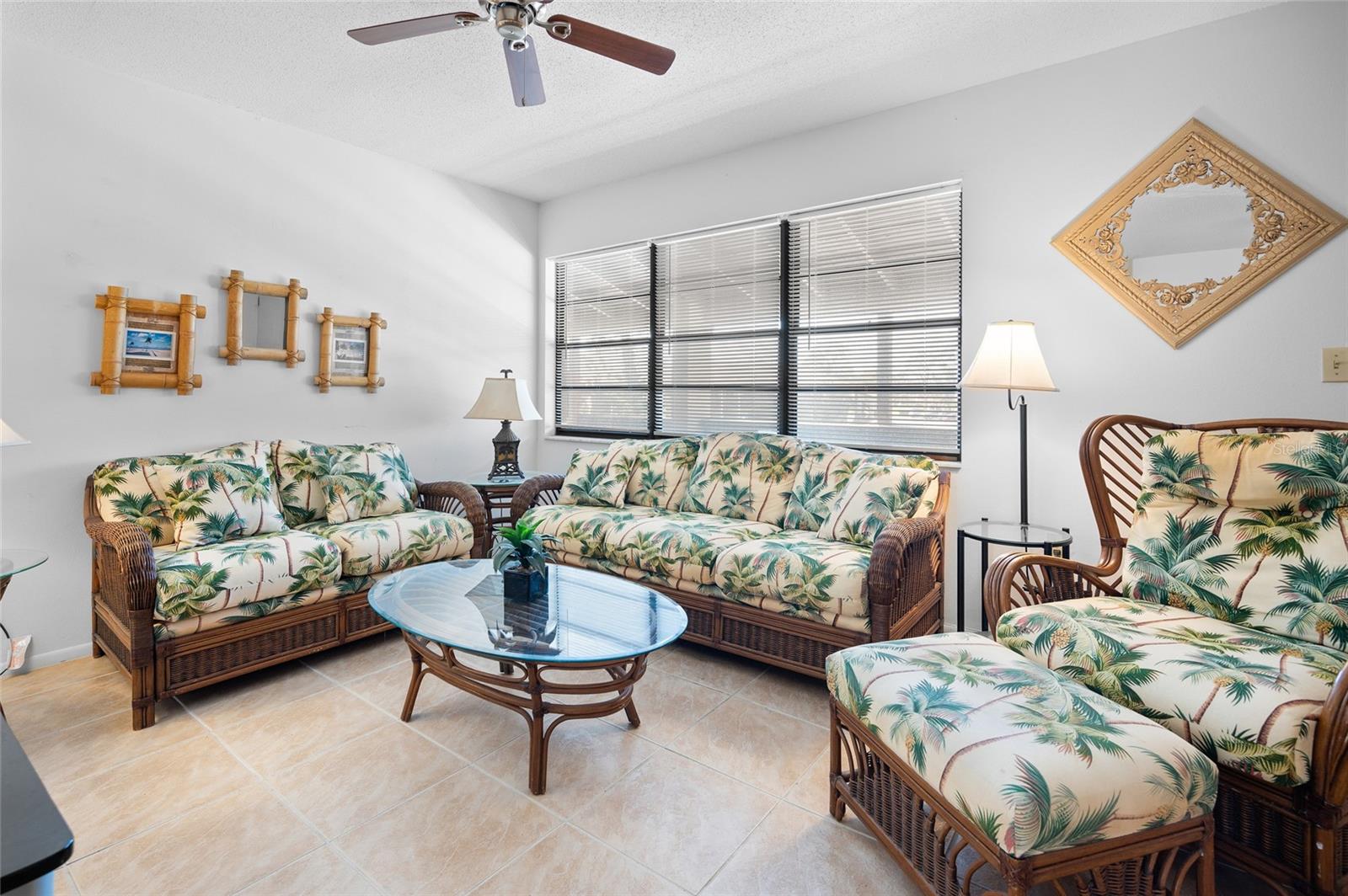 8 QUAILS RUN BOULEVARD 10
