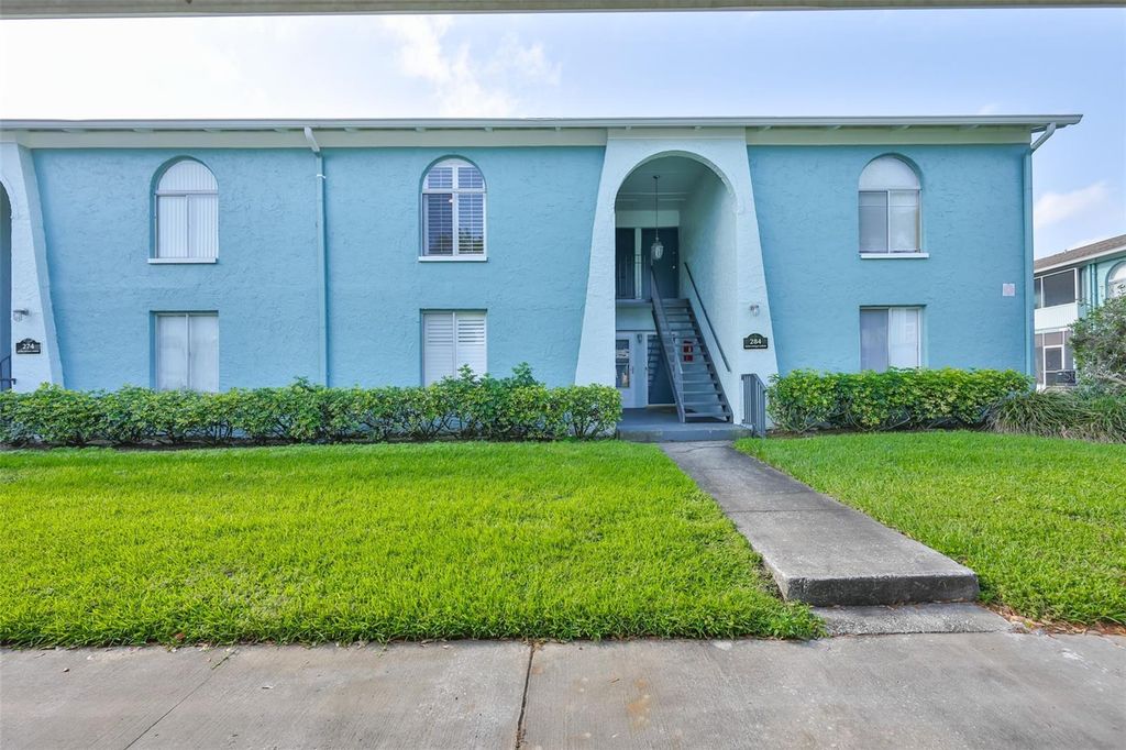 Photo of 284 115th Avenue N #3, St Petersburg, FL 33716 (MLS # TB8494602)