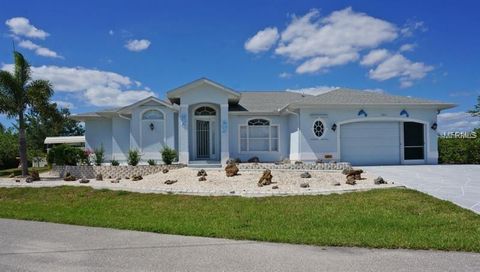 A home in PUNTA GORDA