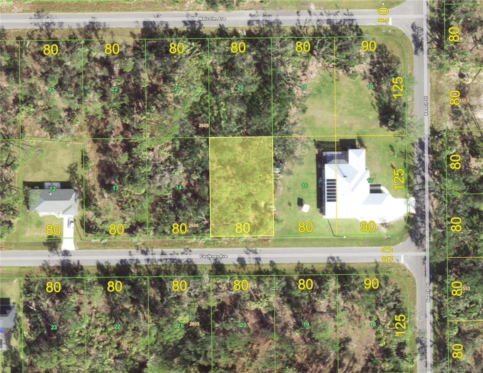 Great lot in growing area of new homes in Port Charlotte. Buy now and build later. Nice buildable lot close to everything.