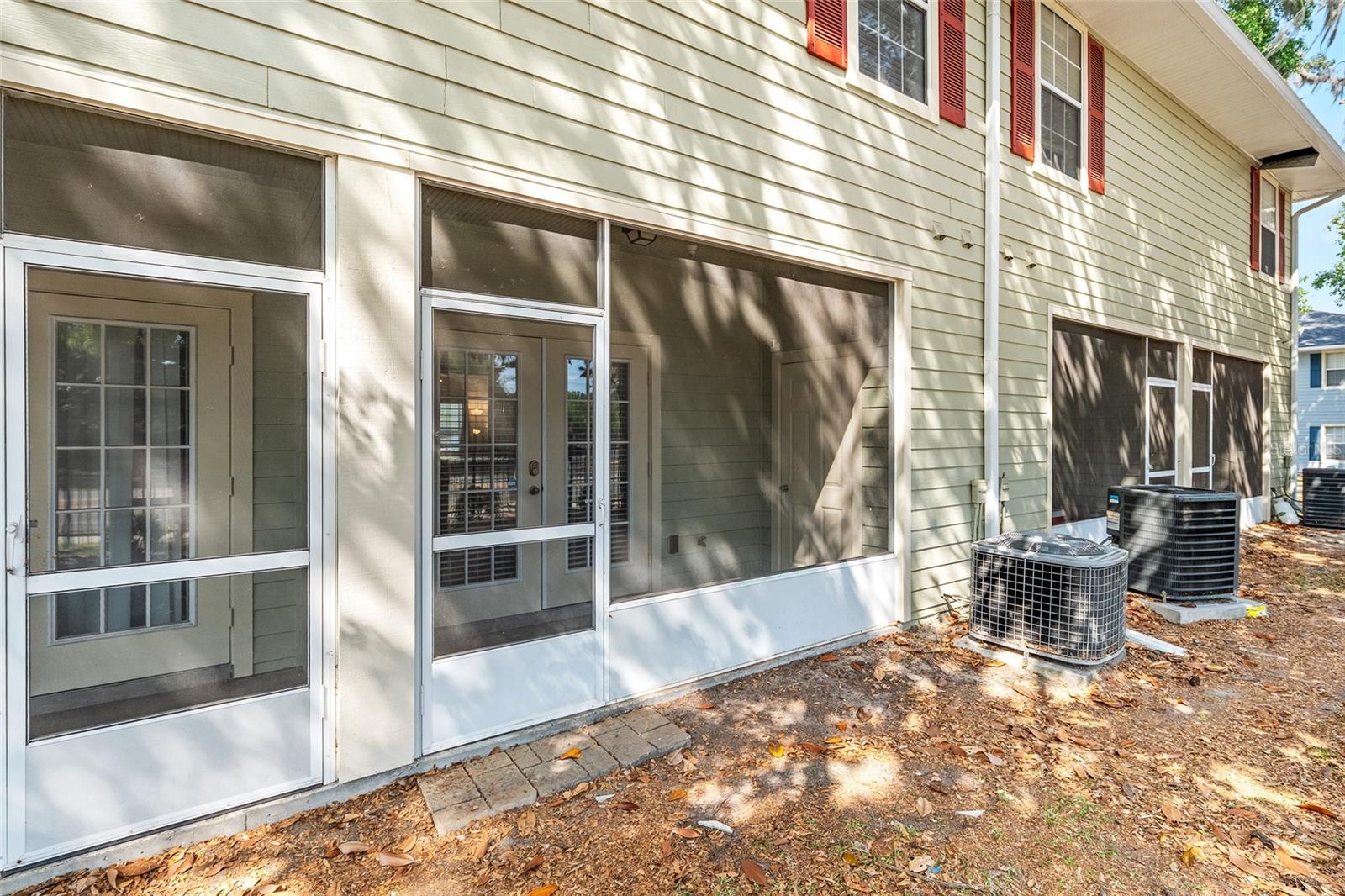 CHASE HOLLOW CONDO - Residential
