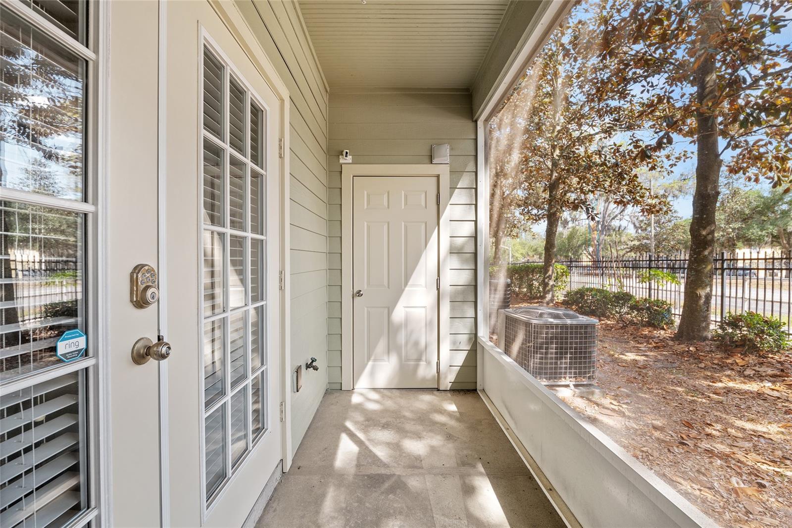 CHASE HOLLOW CONDO - Residential