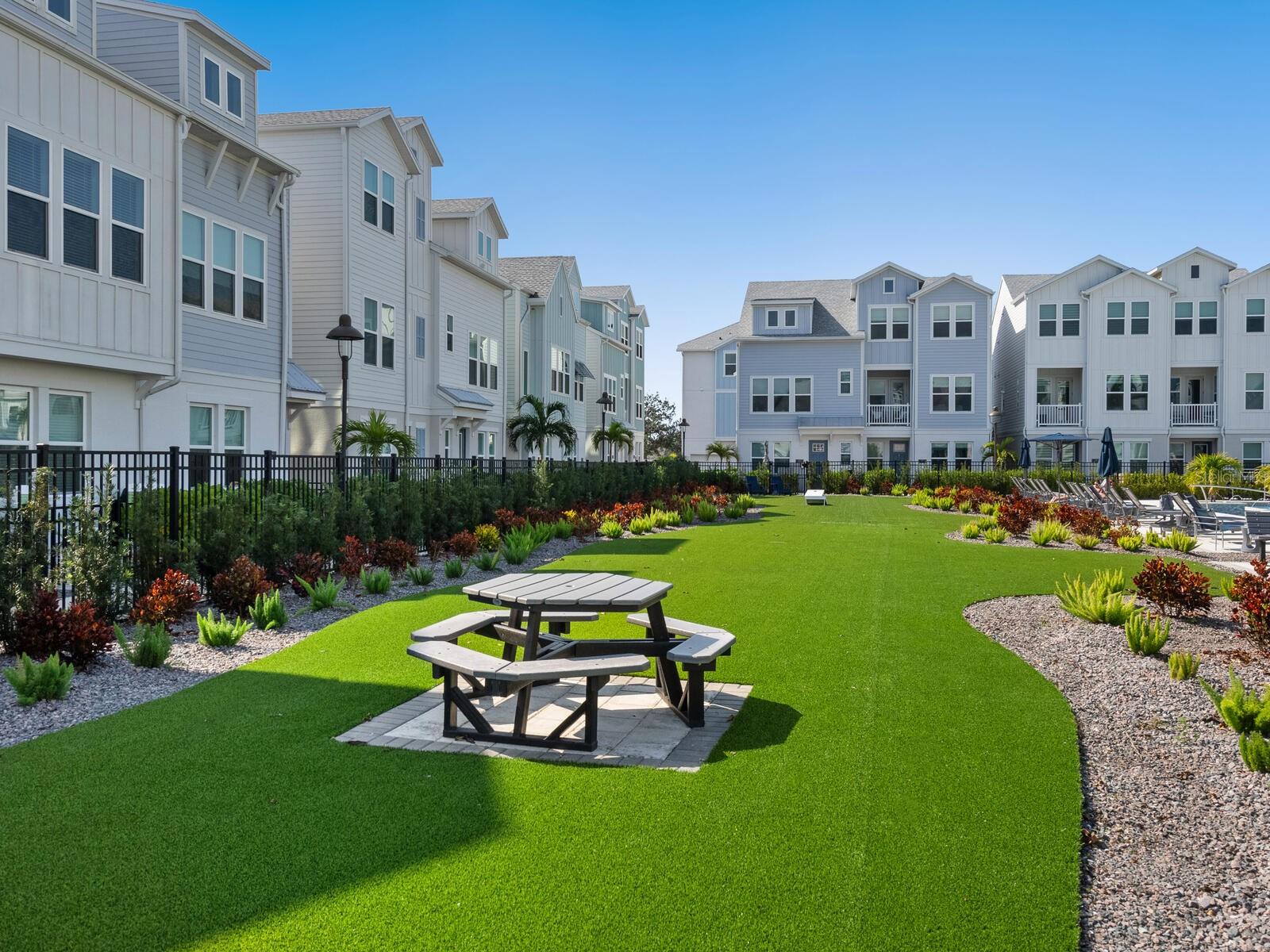 PAYNE PARK VILLAGE PH I - Residential Lease