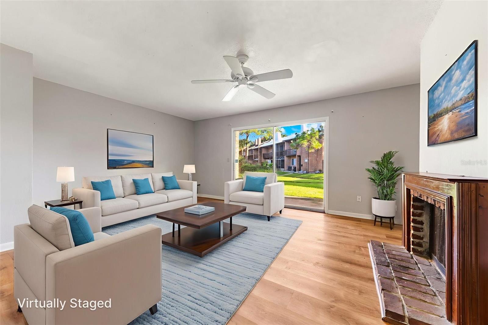 HUNTINGTON ON THE GREEN - Residential