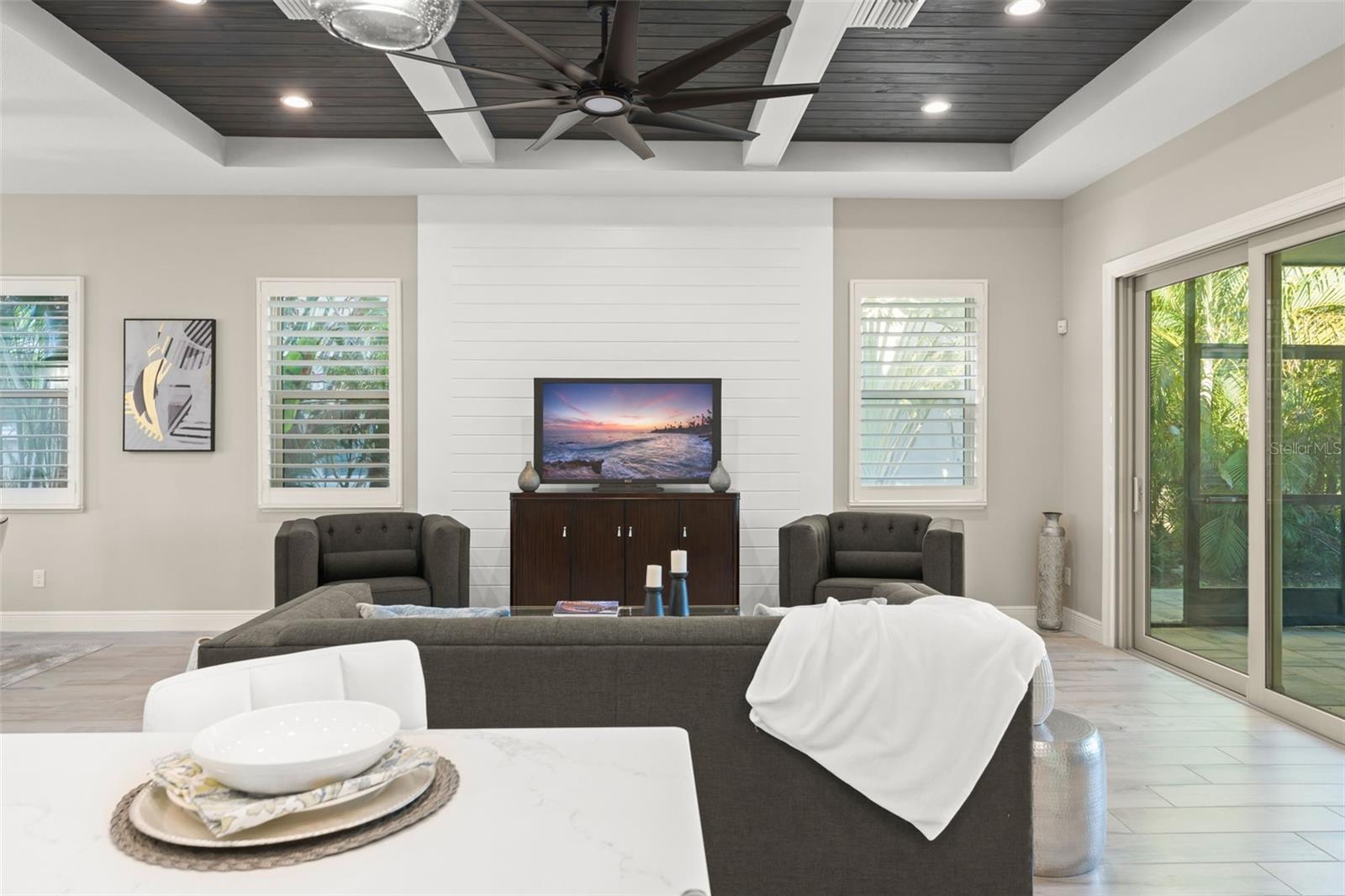 LAKESHORE PRESERVE - Residential