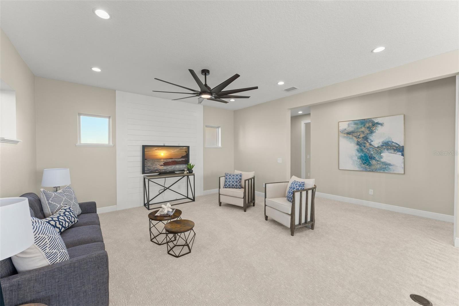 LAKESHORE PRESERVE - Residential