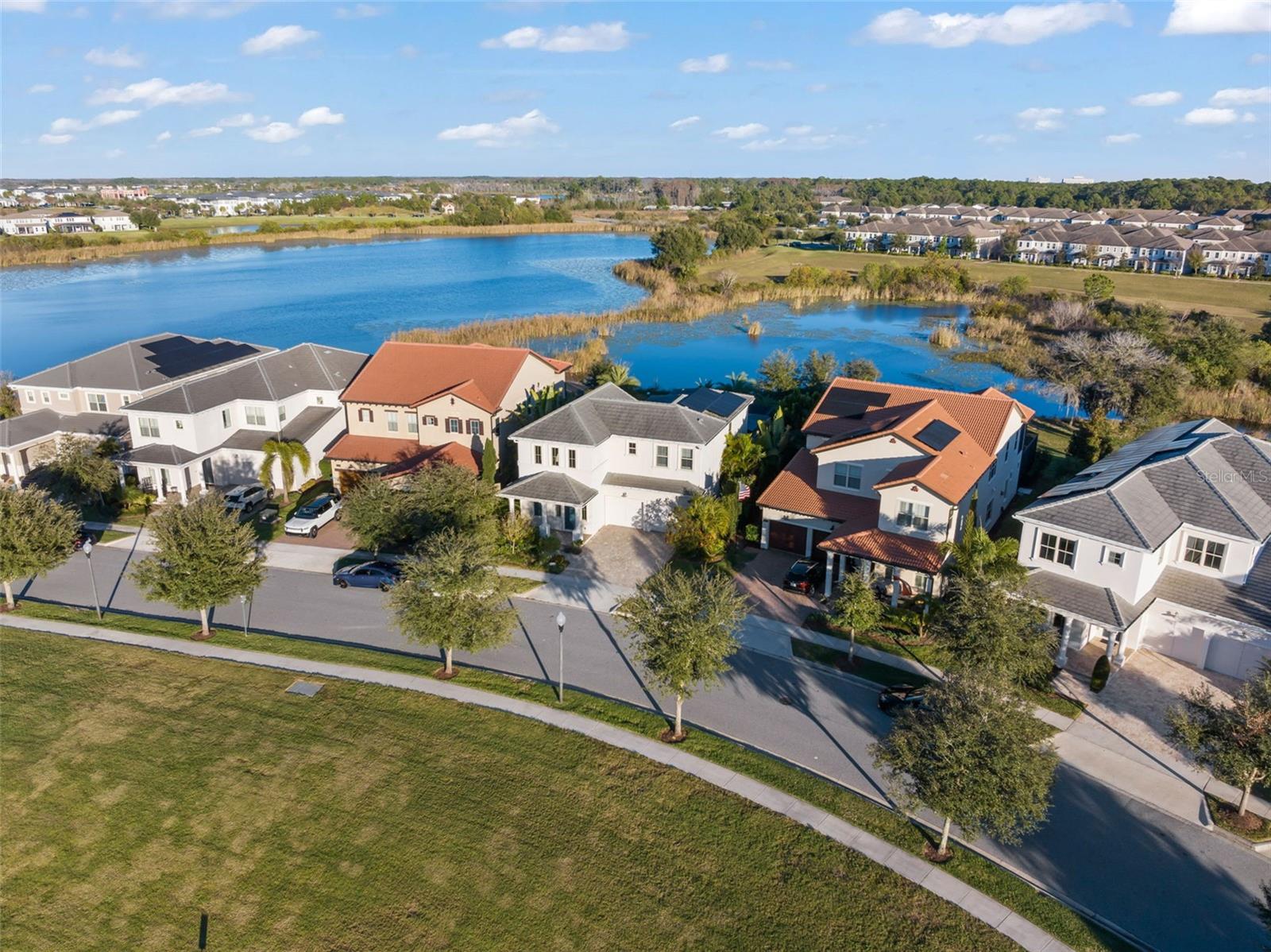 LAKESHORE PRESERVE - Residential