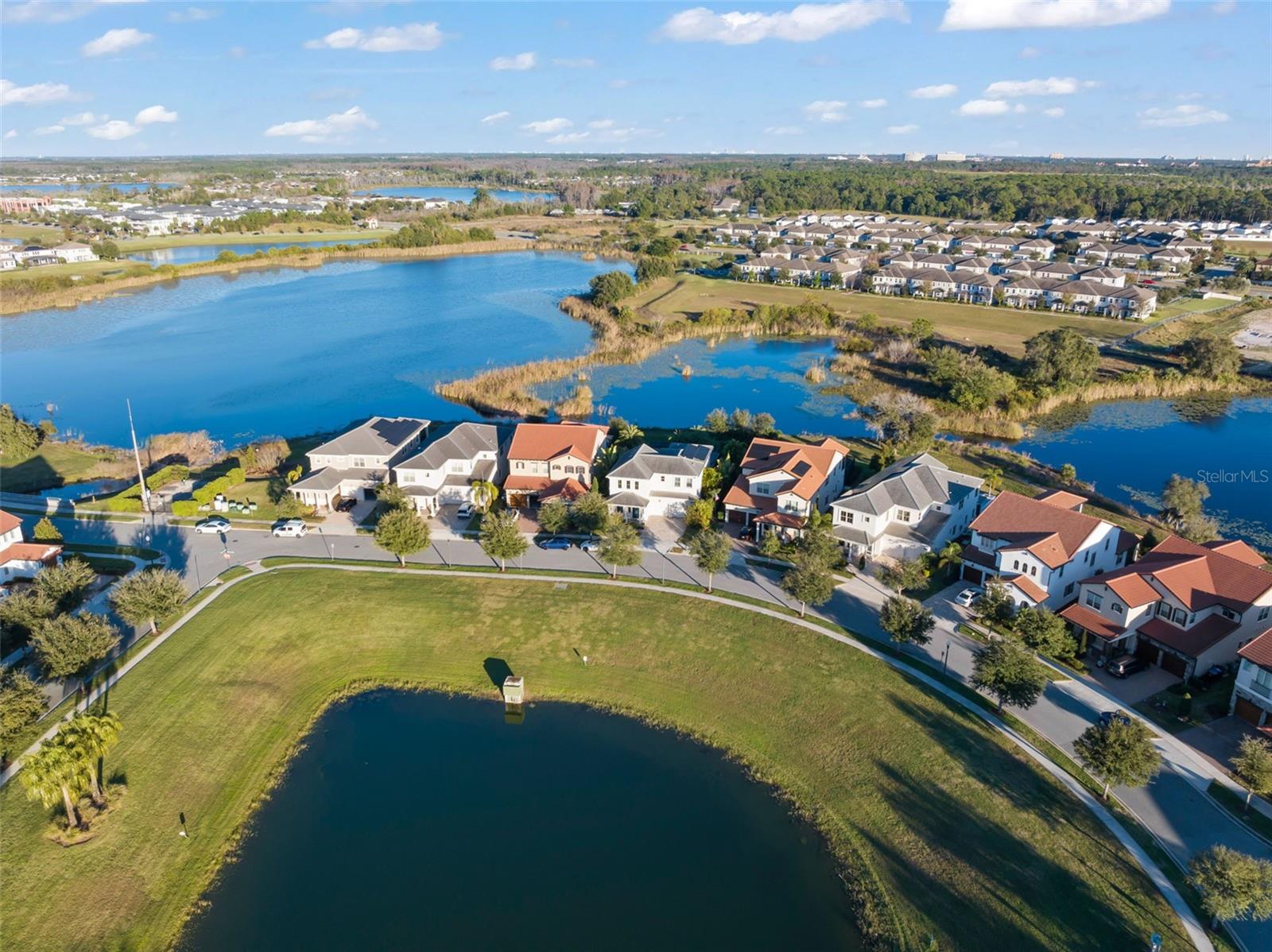 LAKESHORE PRESERVE - Residential