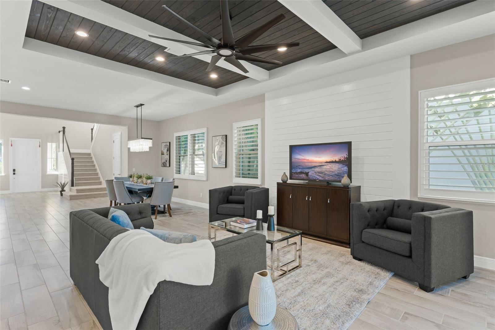 LAKESHORE PRESERVE - Residential