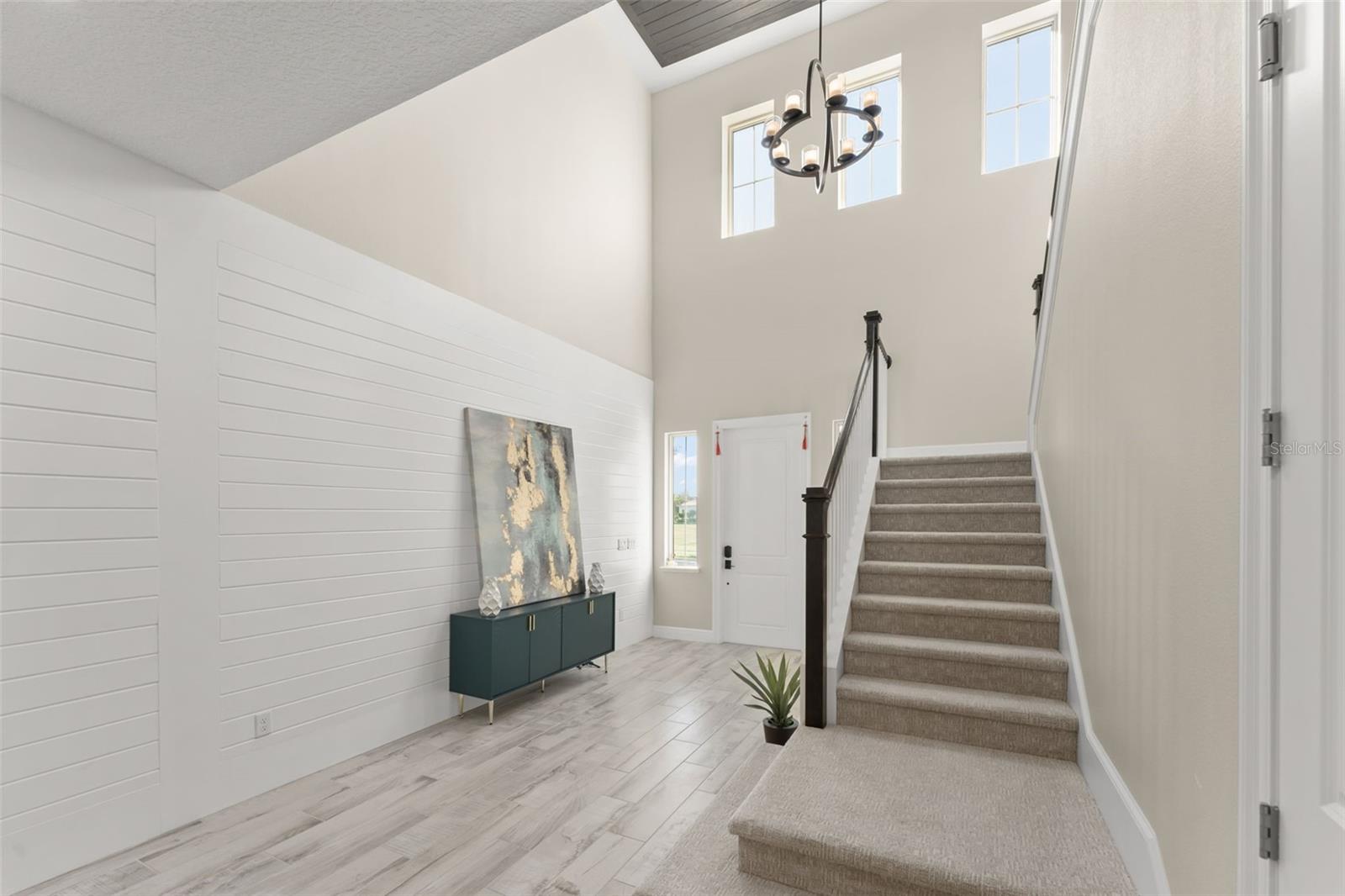 LAKESHORE PRESERVE - Residential