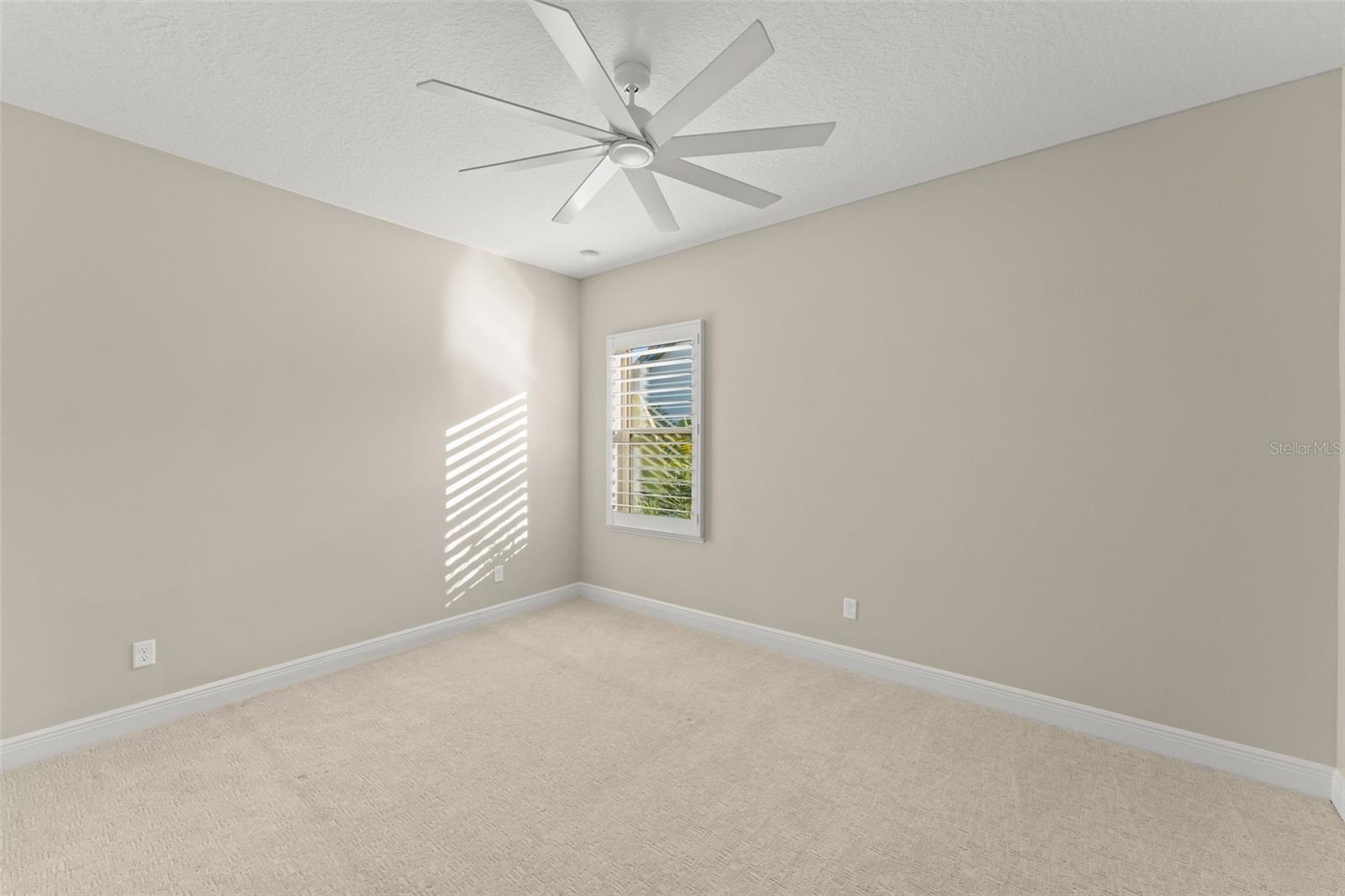 LAKESHORE PRESERVE - Residential