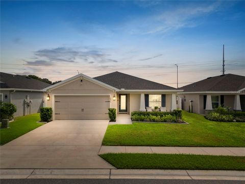 Photo of 6896 Mossy Oak Lane, Lakeland, FL 33810 (MLS # L4955892) Photo of 6896 Mossy Oak Lane, Lakeland, FL 33810 (MLS # L4955892)