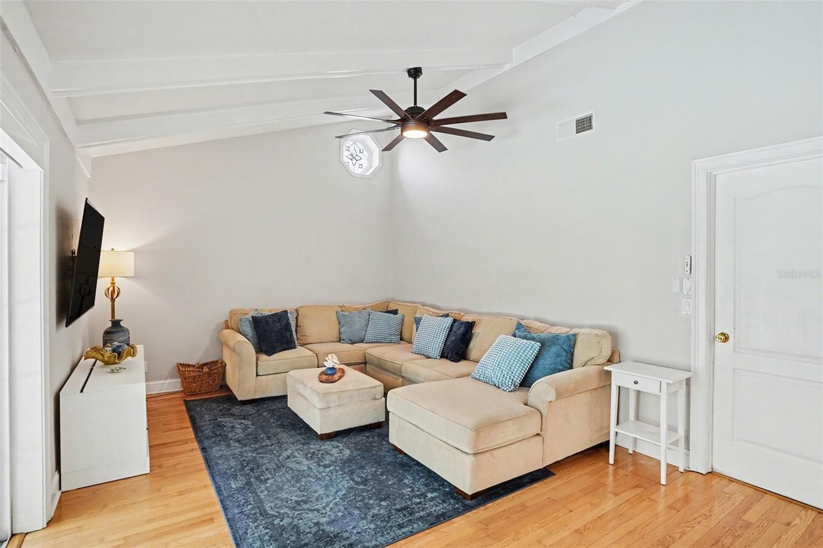 COUNTRY PLACE UNIT II - Residential