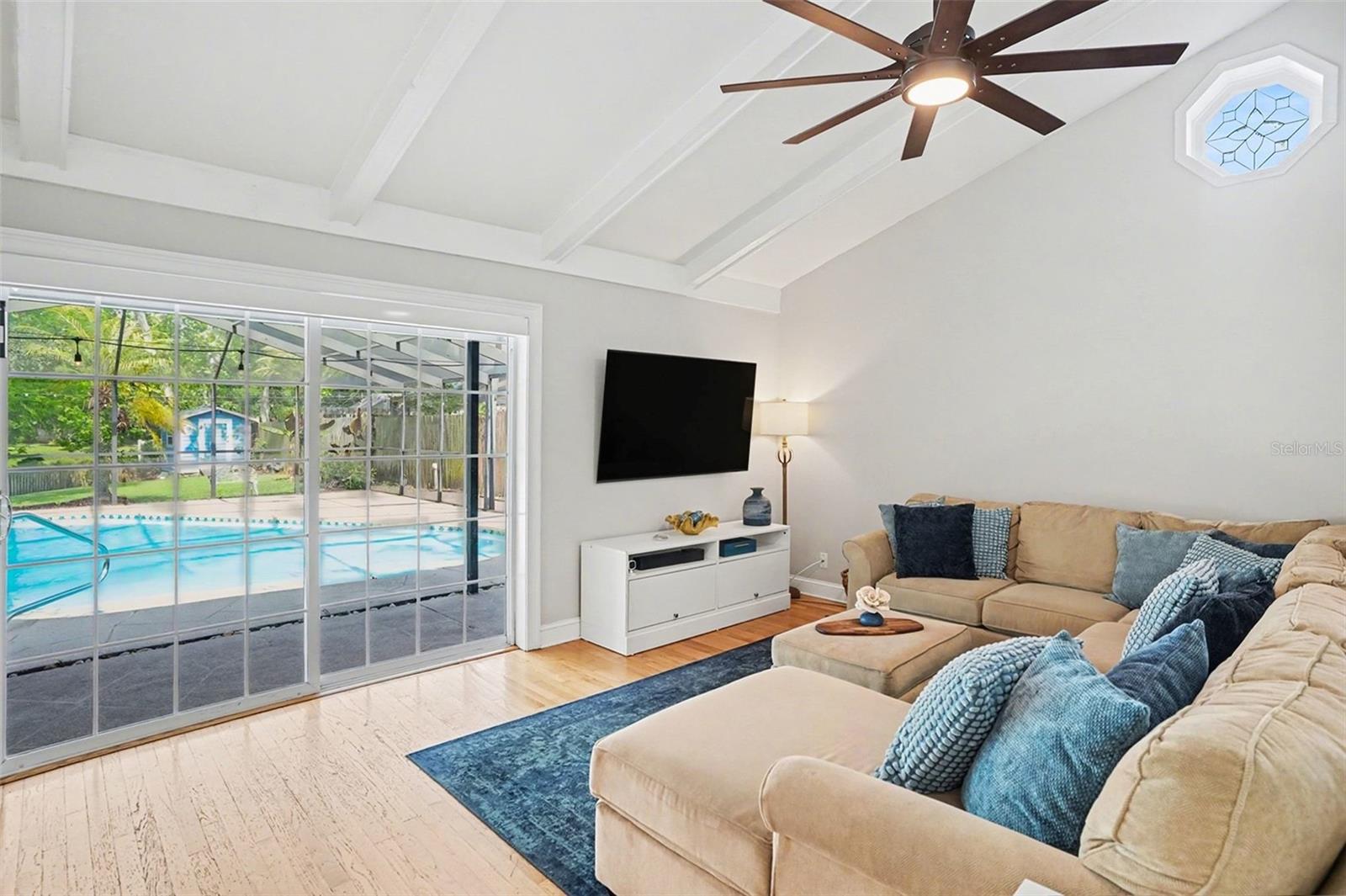 COUNTRY PLACE UNIT II - Residential