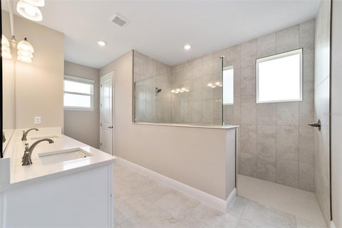 Tiny photo for 10673 SW 102nd Lane, Ocala, FL 34481 (MLS # OM728759)
