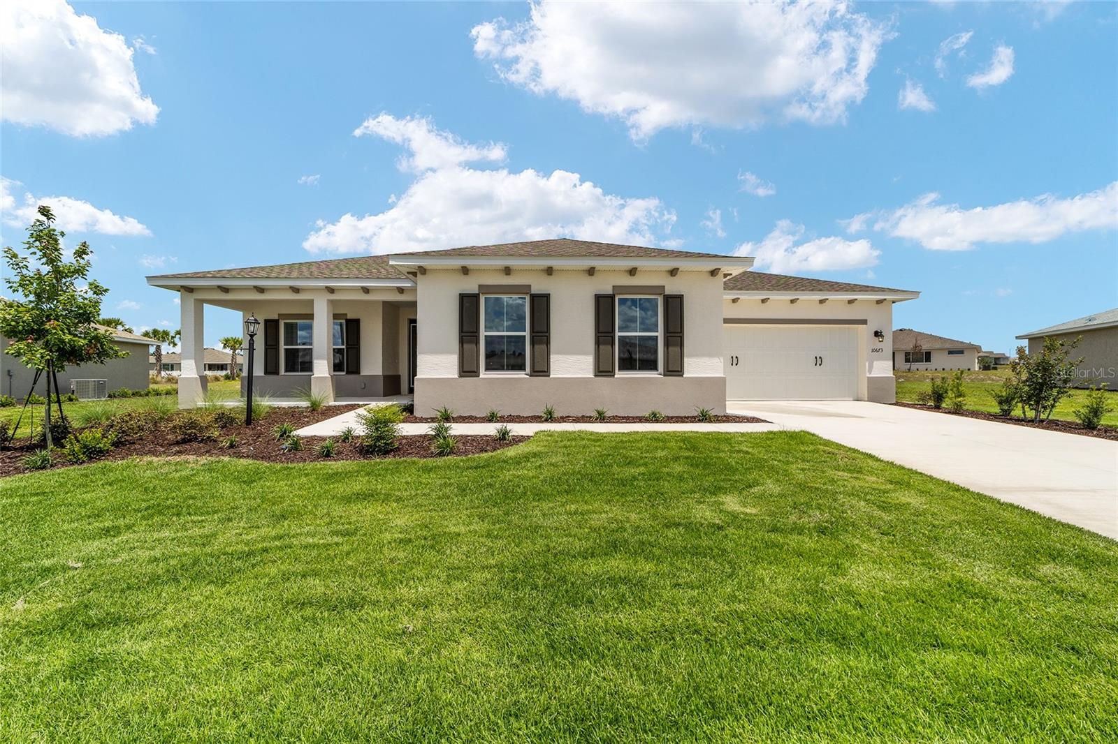 10673 SW 102 LANE