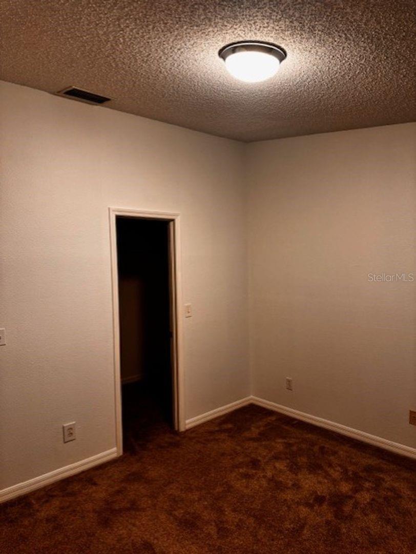 GOLFSIDE ESTATES - Residential Lease