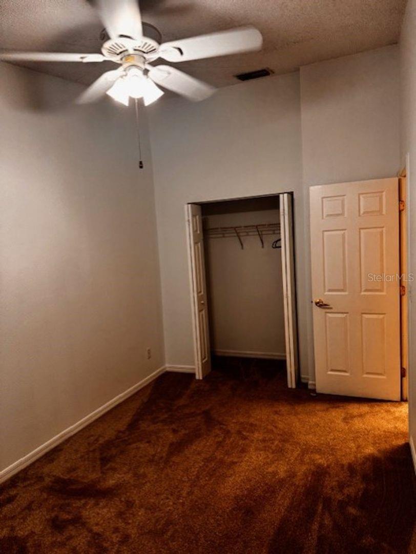 GOLFSIDE ESTATES - Residential Lease