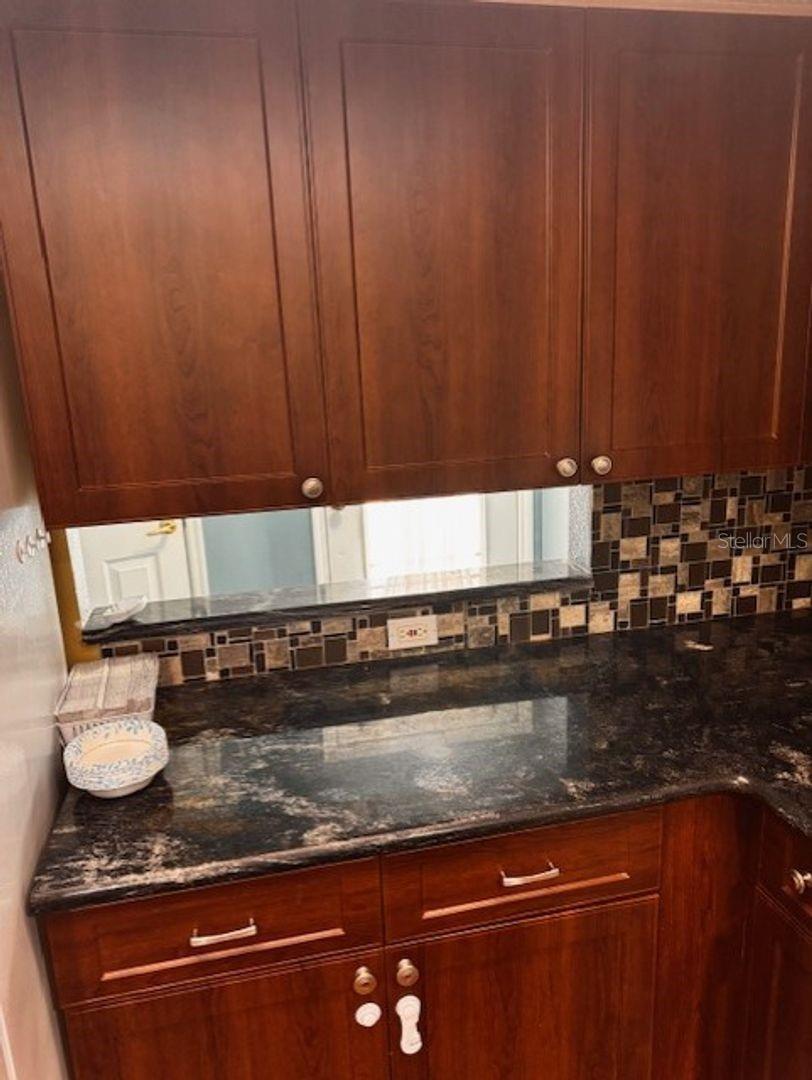 GOLFSIDE ESTATES - Residential Lease