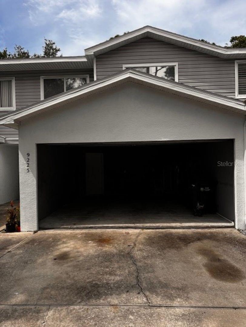 GOLFSIDE ESTATES - Residential Lease