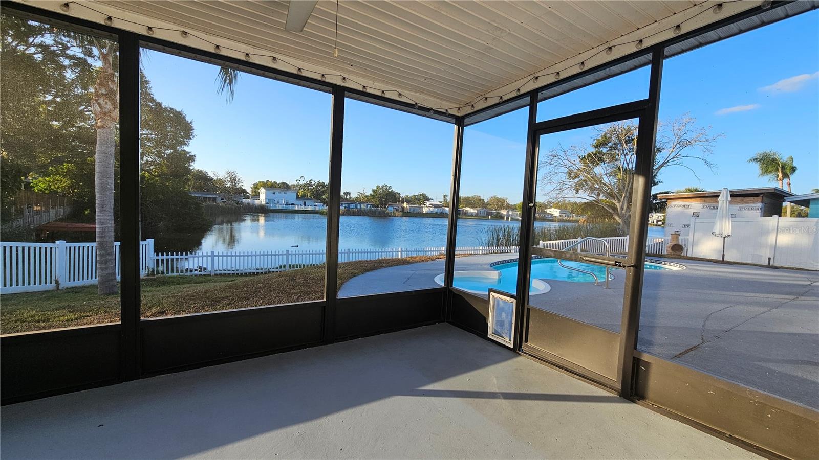 WINSTON PARK - Residential