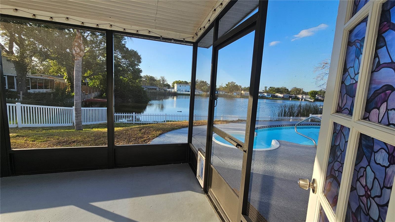 WINSTON PARK - Residential