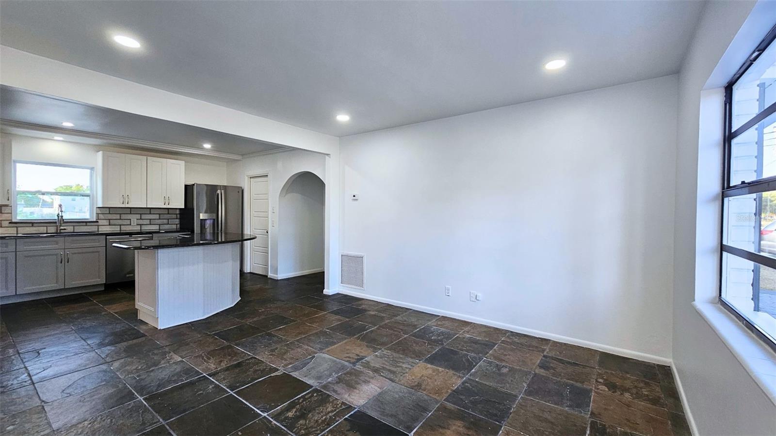 WINSTON PARK - Residential