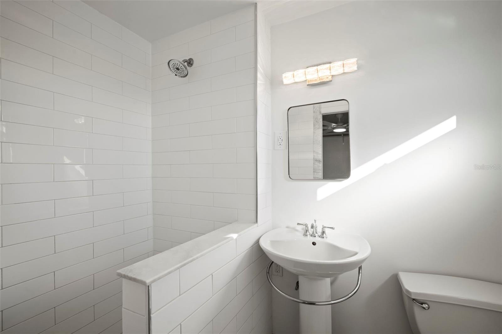 WINSTON PARK - Residential