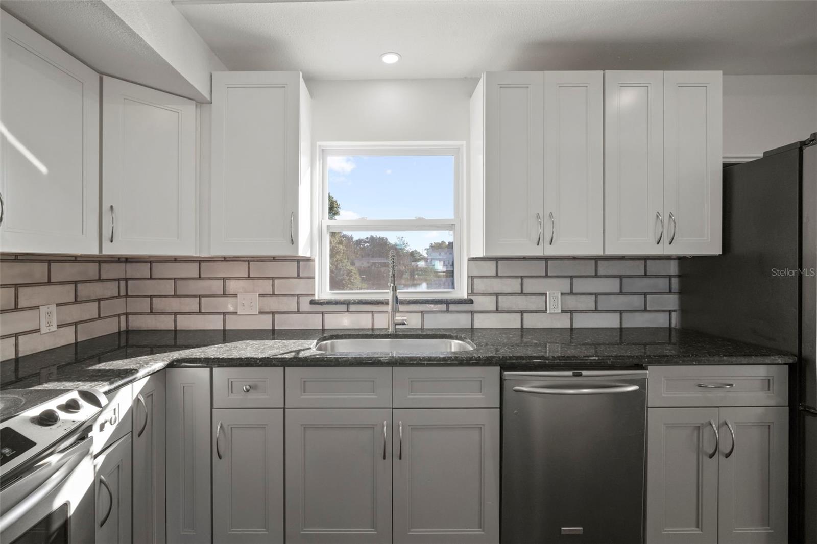 WINSTON PARK - Residential