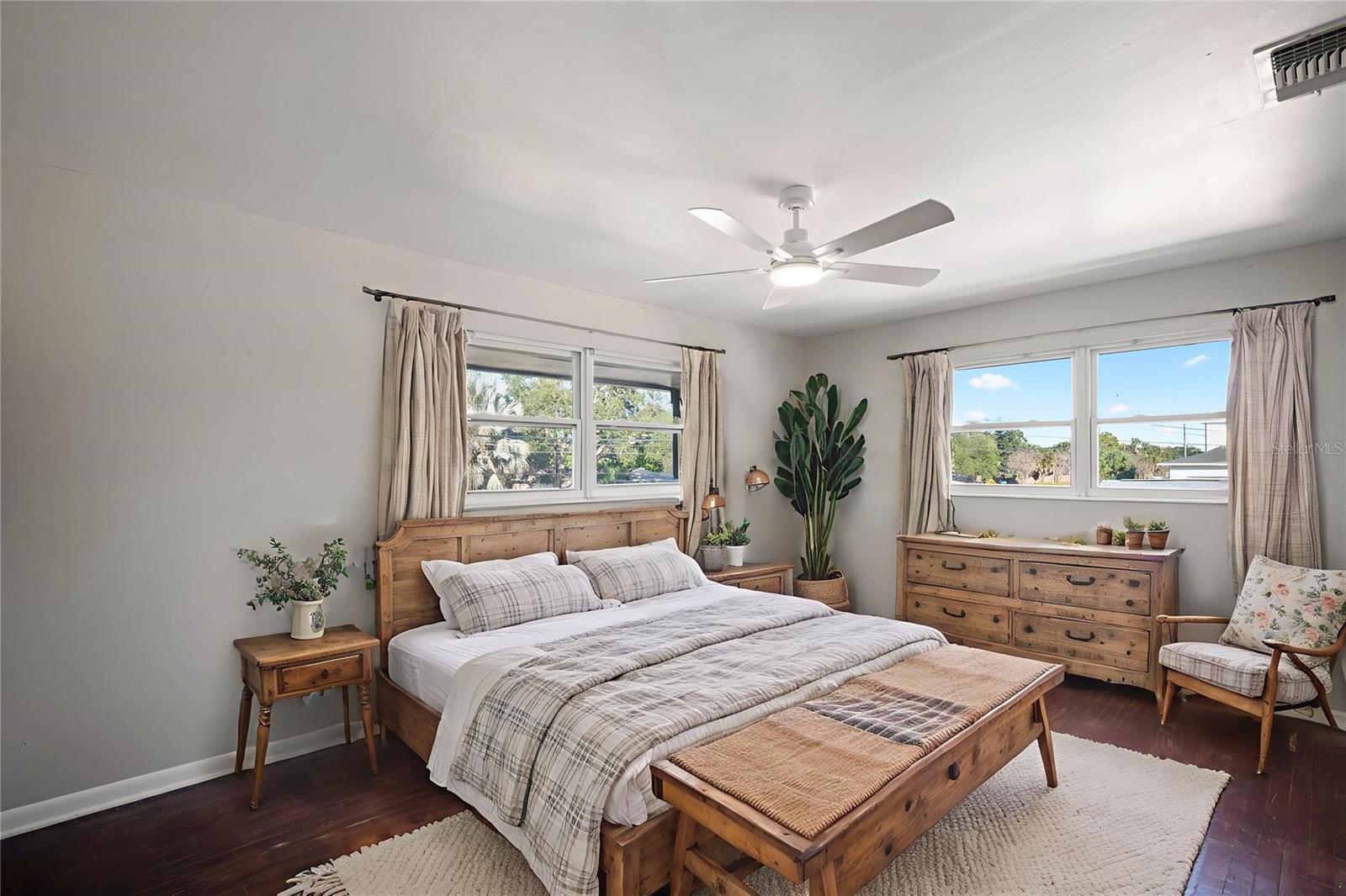 WINSTON PARK - Residential