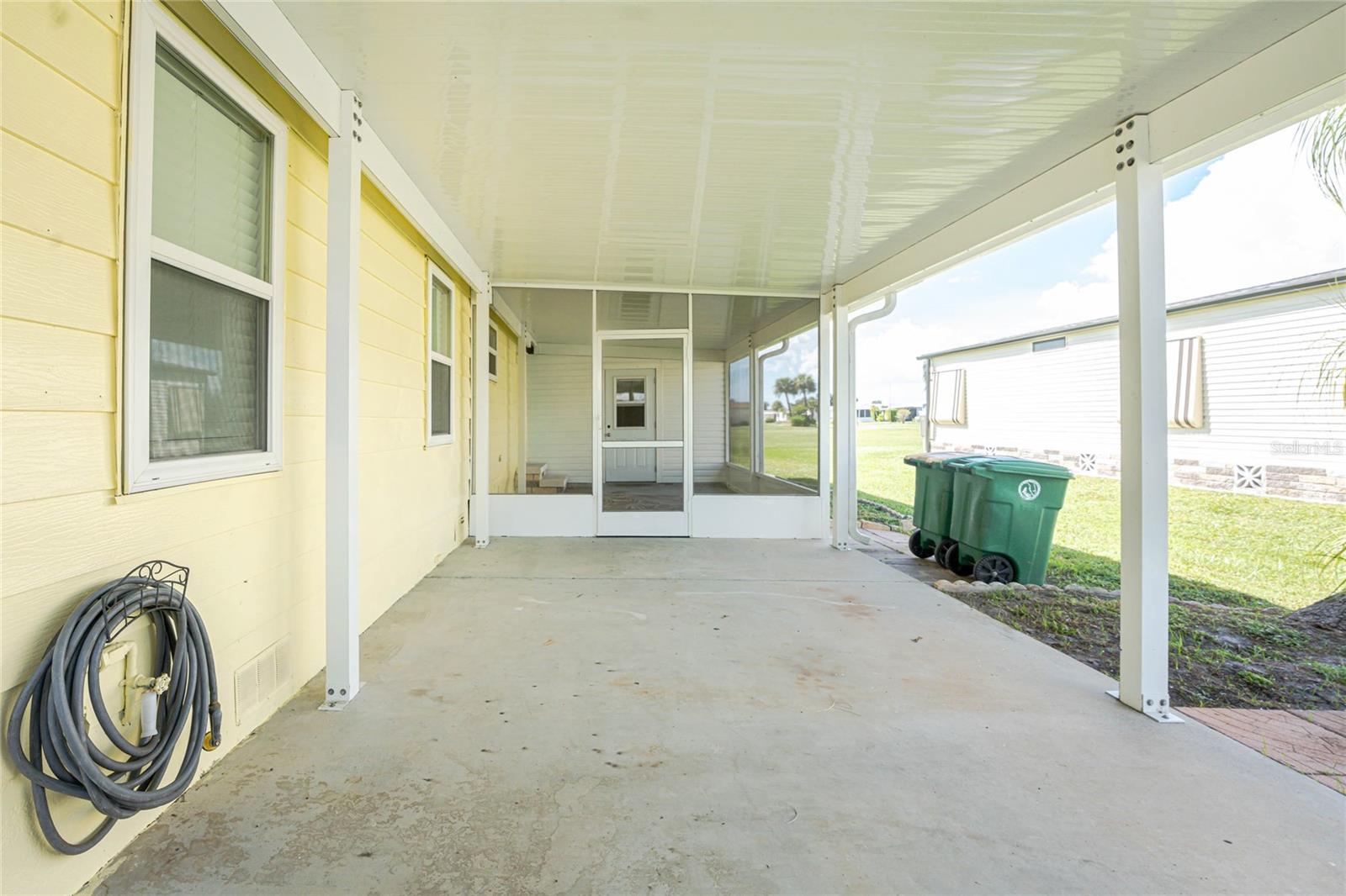 LEMON BAY ISLES PH 02 - Residential