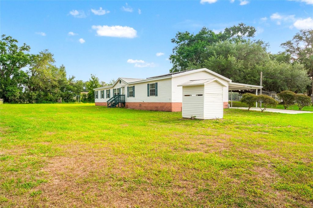 Photo of 27549 Fisher Lane, Dade City, FL 33525 (MLS # TB8391066)