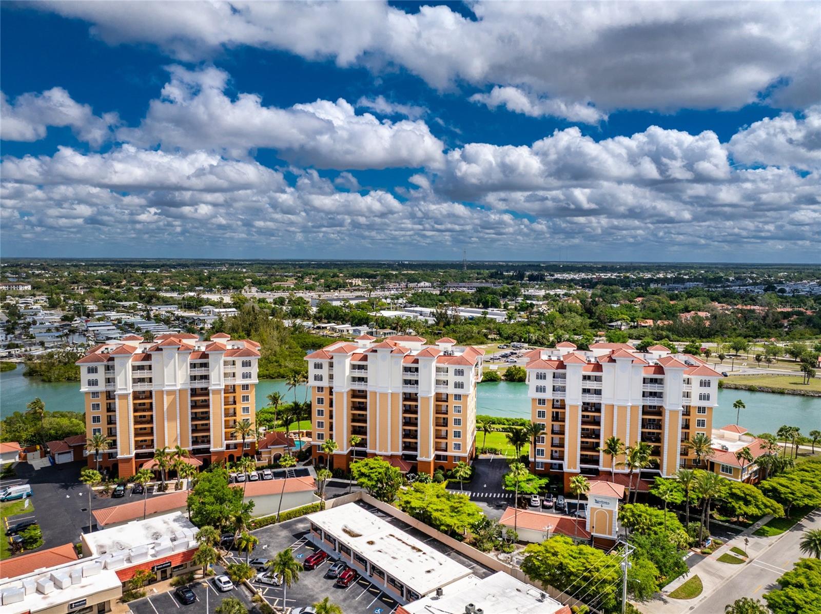 THE WATERFRONT ON VENICE ISLND - Residential