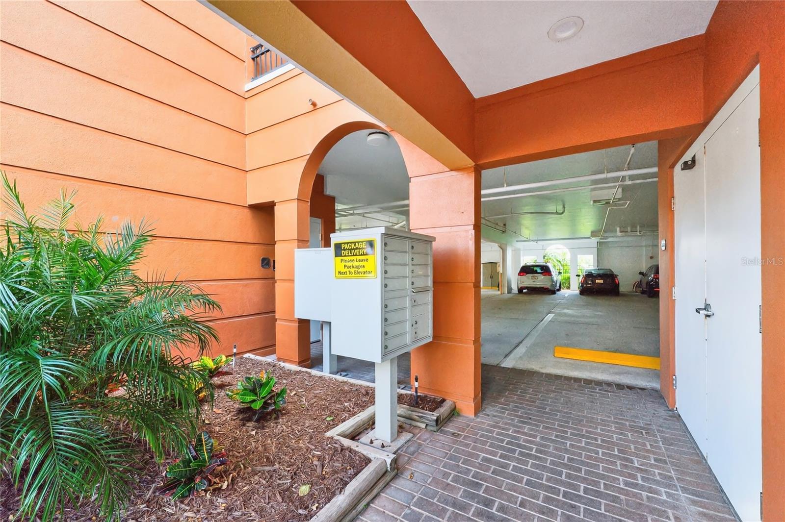 THE WATERFRONT ON VENICE ISLND - Residential