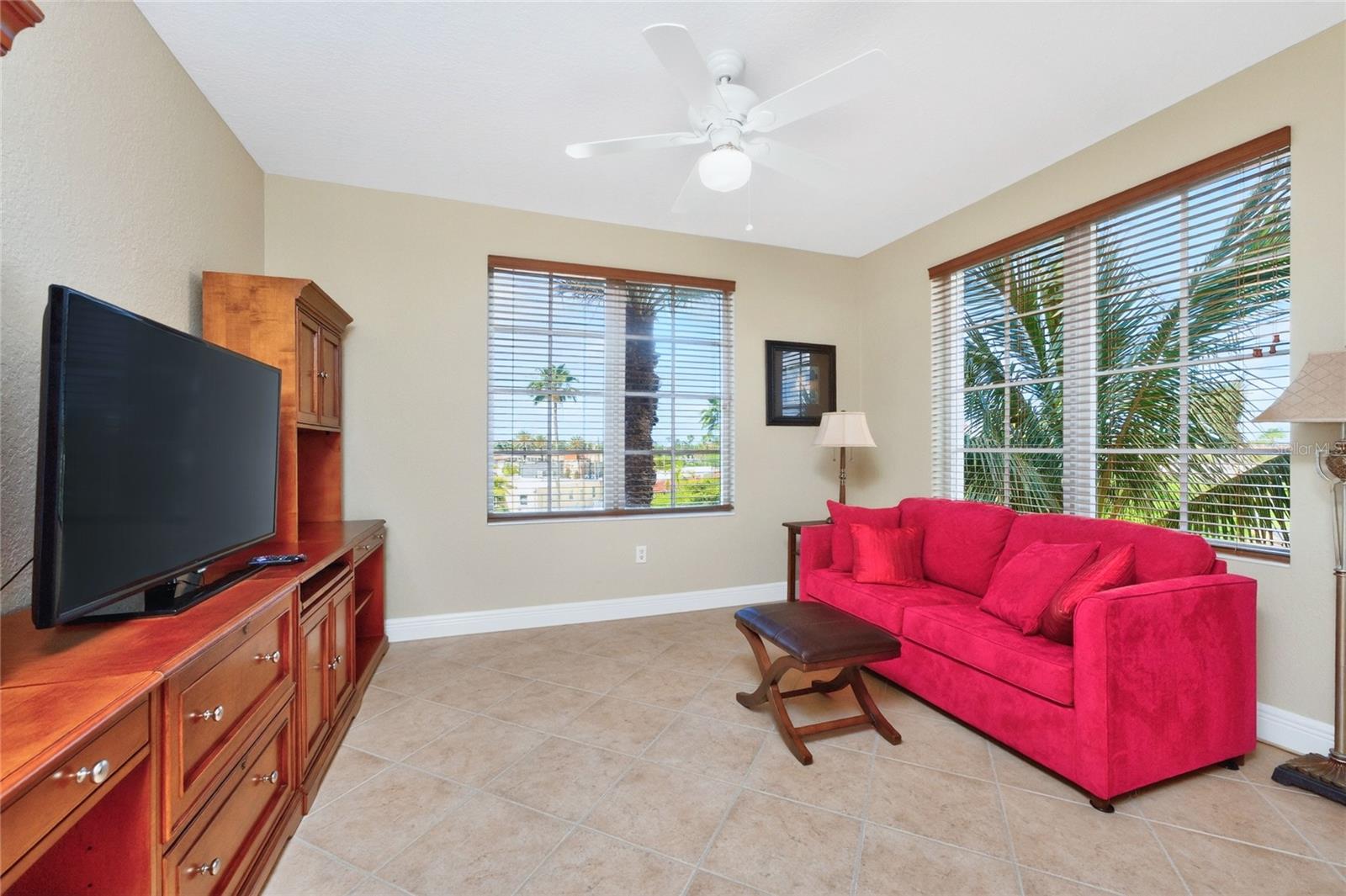 THE WATERFRONT ON VENICE ISLND - Residential