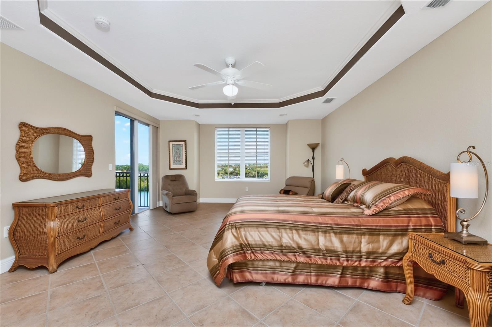 THE WATERFRONT ON VENICE ISLND - Residential