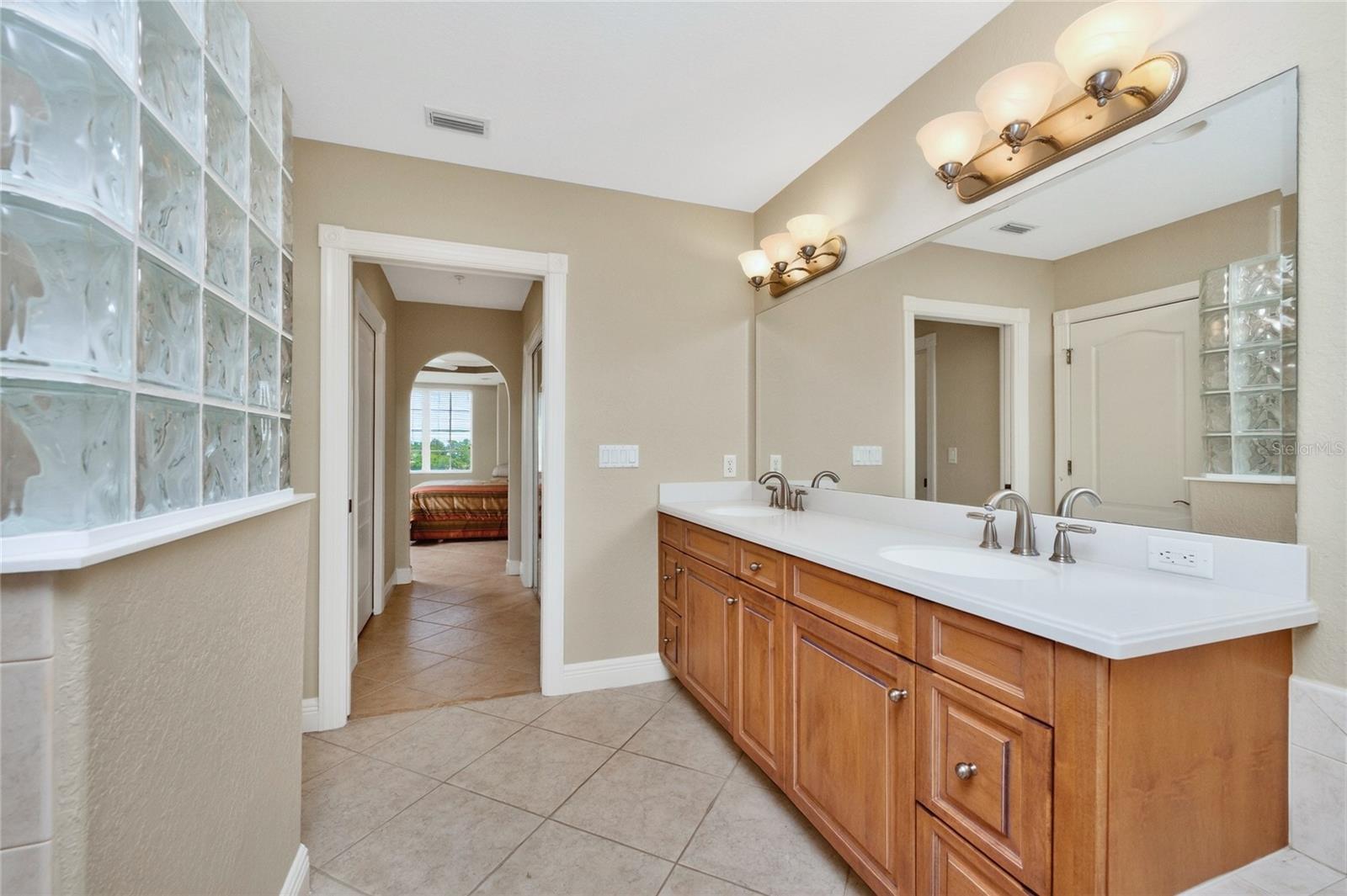 THE WATERFRONT ON VENICE ISLND - Residential