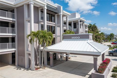 A home in PUNTA GORDA