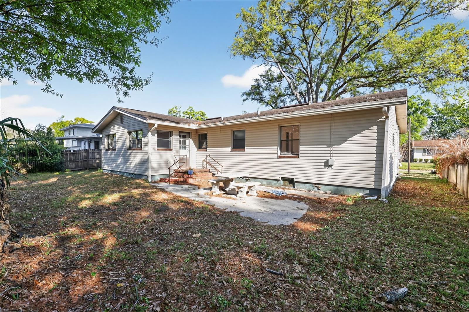 CEDAR HILLS ESTATE - Residential