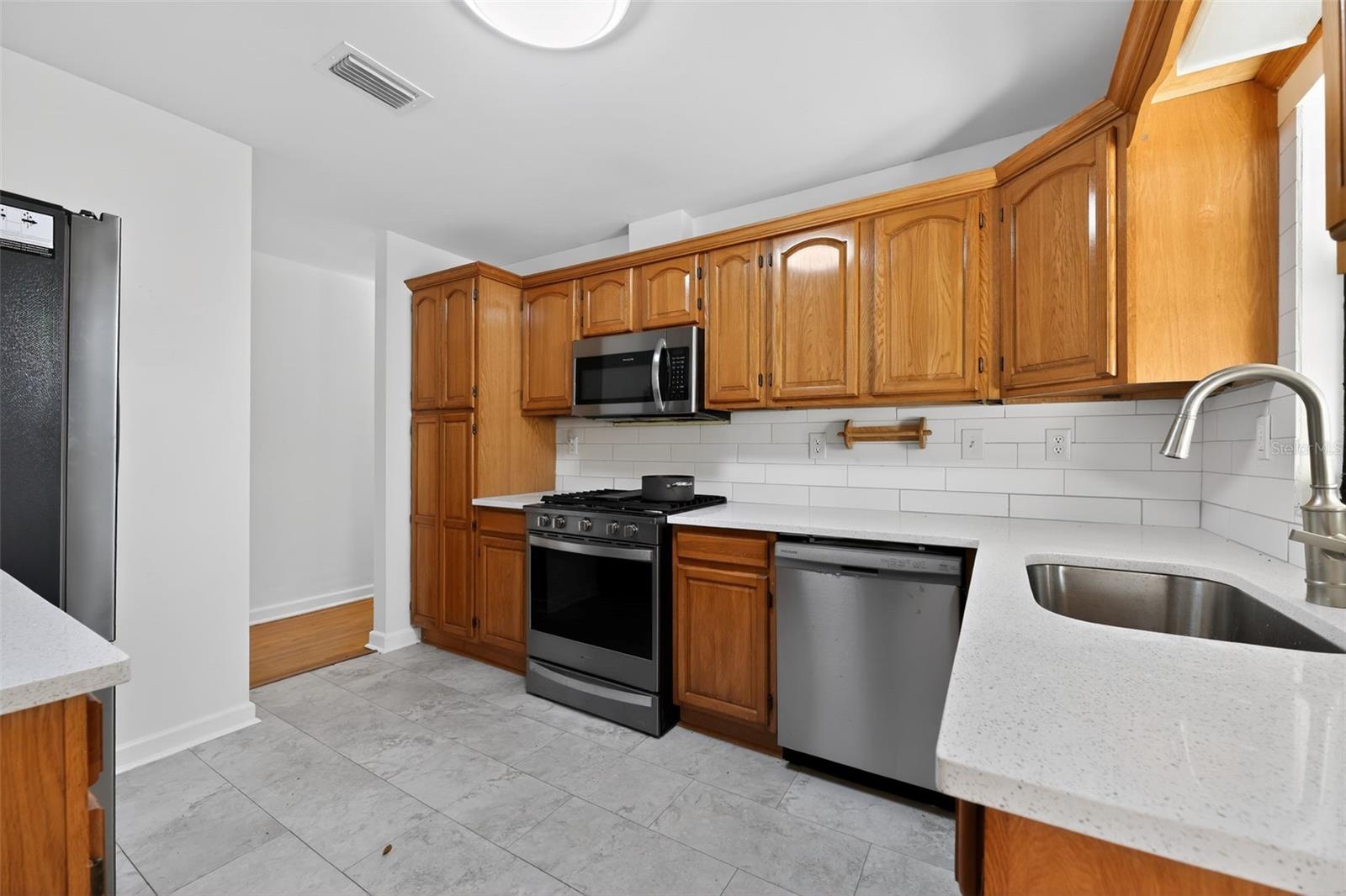 CEDAR HILLS ESTATE - Residential