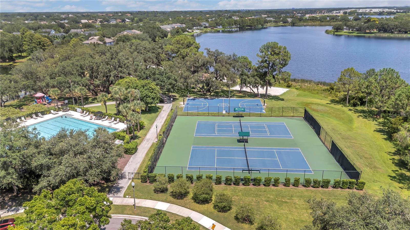 SUMMERPORT - Residential